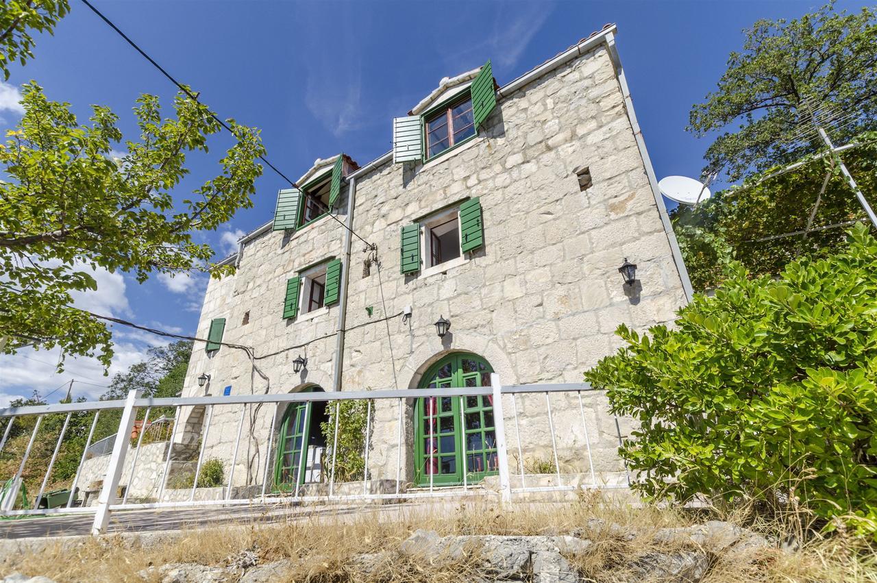 Apartment Boris Gornja Brela Exteriör bild